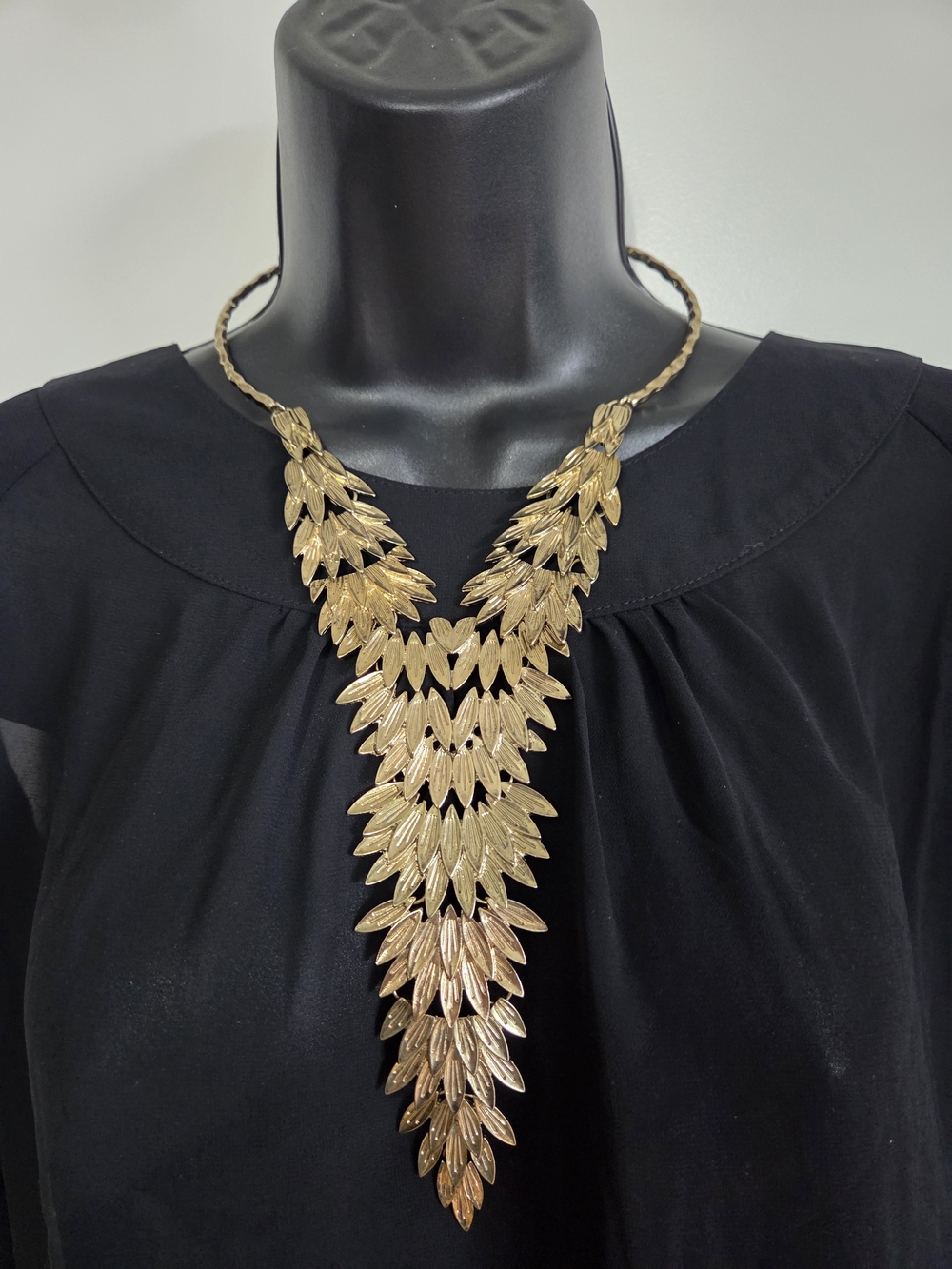 Vintage Gold Toned Cascading Leaves Necklace, Hollywood Regency Statement Bib